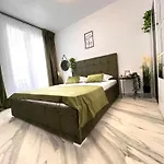 Velvet Bliss Mamaia Nord Apartment Navodari