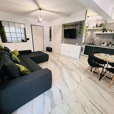 Velvet Bliss Mamaia Nord Apartamento *